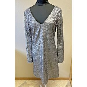 Pamella Roland 4 Gray Sequin Cocktail Party Dress‎ Bell Sleeves Classy Chic Sexy